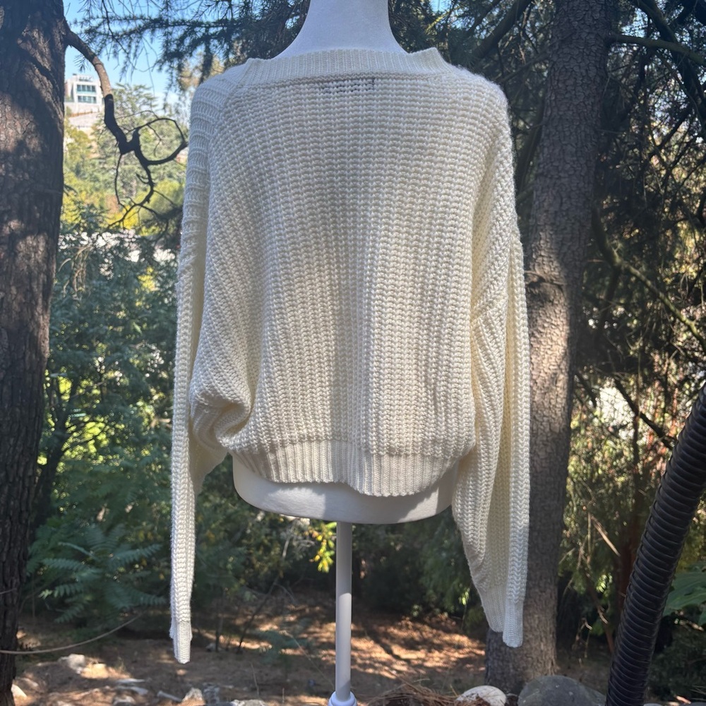 SHEIN Cream Knit Sweater - Picture 3 of 10